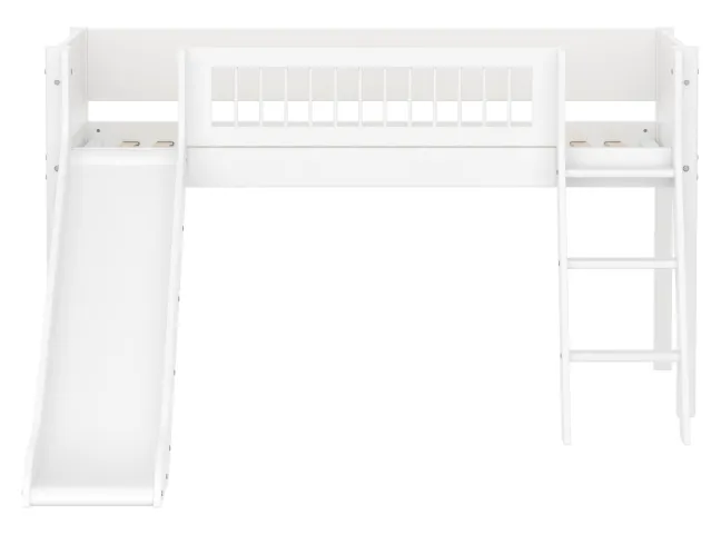 FLEXA White halbhohes Bett mit Schrägleiter, Rutsche und Streben Absturzsicherung weiß