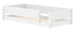 FLEXA White Montessori Bett 90x200cm mit 3/4 Rillen Abturzsicherung weiß