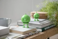 Hoptimist® Wackelfigur Bumble M grün 26110
