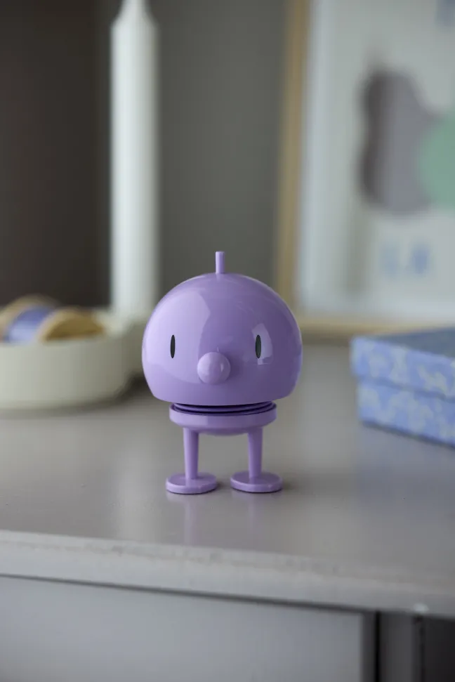 Hoptimist® Wackelfigur Bumble M lila