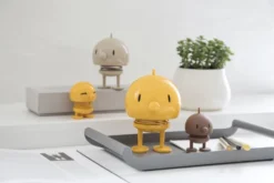 Hoptimist® Wackelfigur Bumble M beige 26239