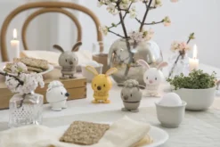 Hoptimist® Wackelfigur Hase weiß