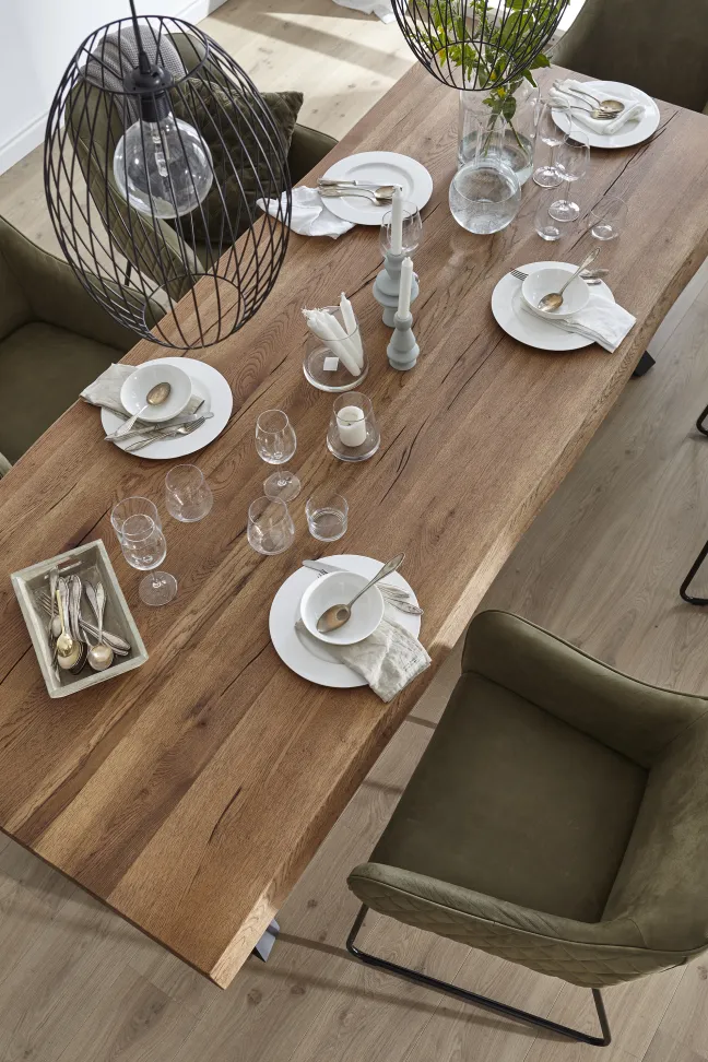LifeConcept Esstisch 240x100cm Zerreiche Baumkante (6cm) Natur geölt mit Metall X-Gestell