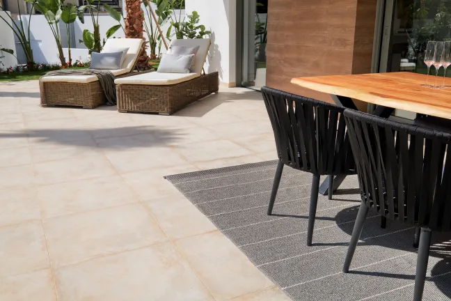 Pappelina Teppich Belle Concrete 60 x 125 cm BE9C612