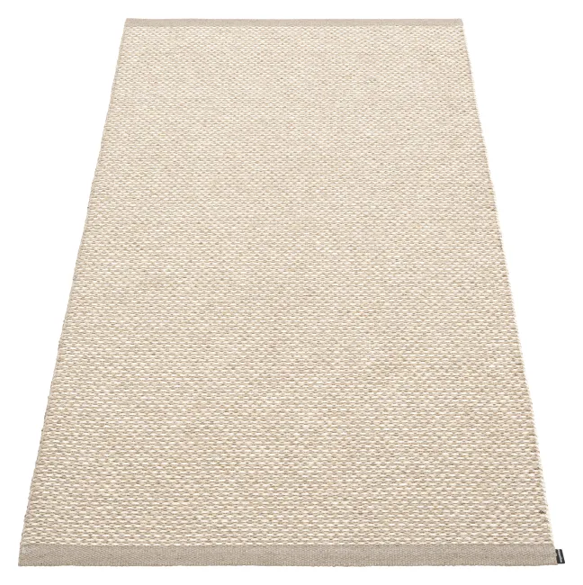 Pappelina Teppich Effi Mud 85 x 160 cm EF6B816