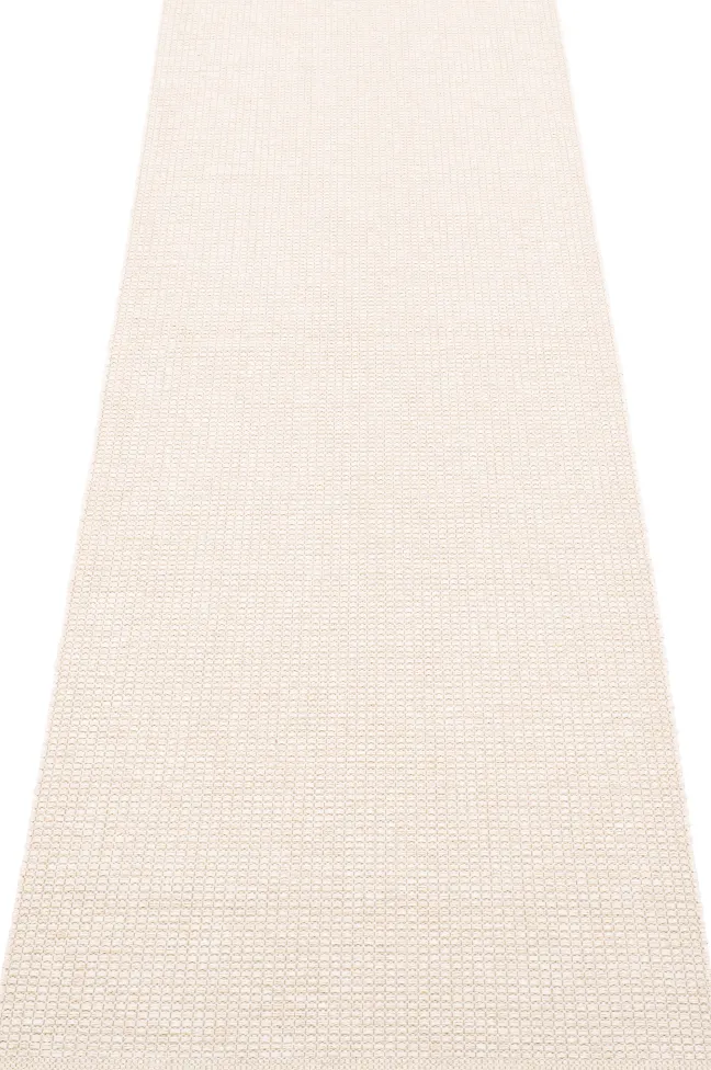 Pappelina Teppich Emm Vanilla/White Metallic 70 x 240 cm EMM0C724