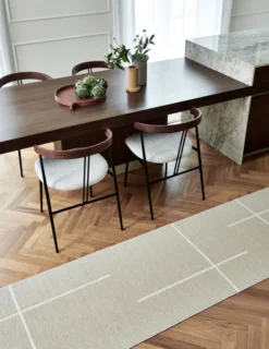 Pappelina Teppich Fred Beige Vanilla 70 x 360 cm FR6E736