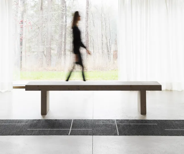 Pappelina Teppich Fred Black Vanilla 70 x 180 cm FRX718
