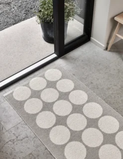 Pappelina Teppich Hugo Linen Vanilla 70 x 400 cm HU9F740