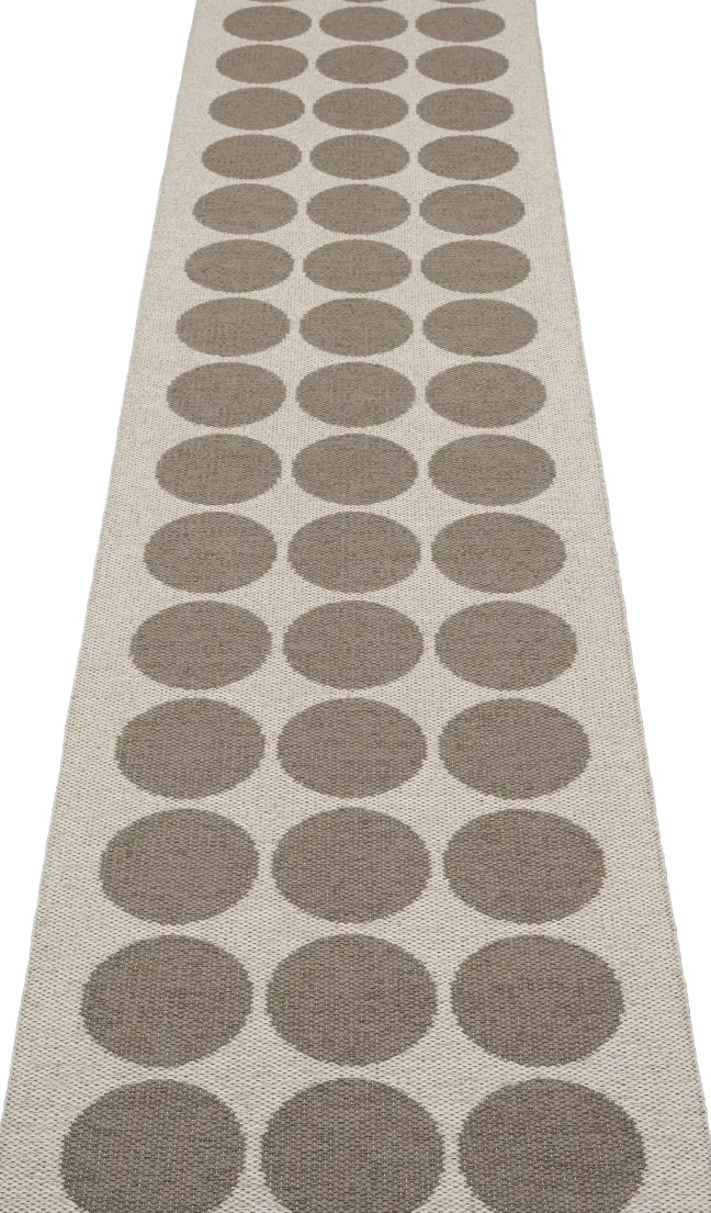 Pappelina Teppich Hugo Walnut Linen 70 x 320 cm HU6K732