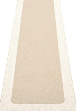 Pappelina Teppich Ilda Beige Vanilla 70 x 240 cm IL6E724
