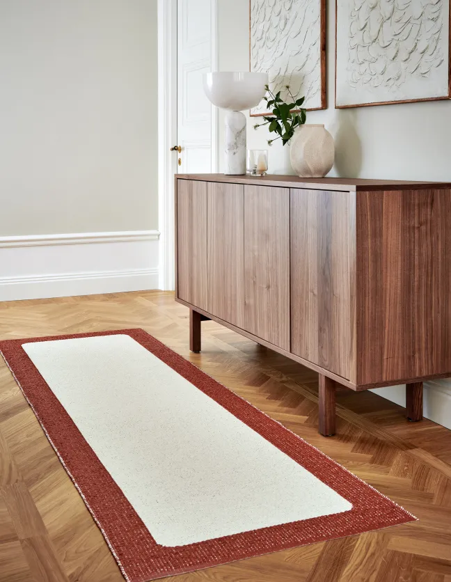 Pappelina Teppich Ilda Brick Vanilla 70 x 180 cm IL4C718