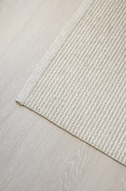 Pappelina Teppich Mono Linen/Vanilla 230 x 320 cm MN9F2332
