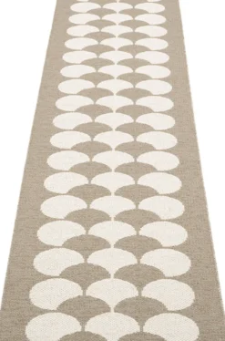 Pappelina Teppich POPPY Potato 70 x 250 cm PY26P725