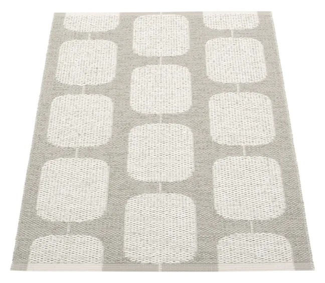 Pappelina Teppich Sten Warm Grey Fossil grey 70 x 100 cm ST9D710