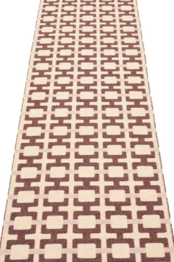 Pappelina Teppich TOM Burgundy 70 x 300 cm TOM8G730