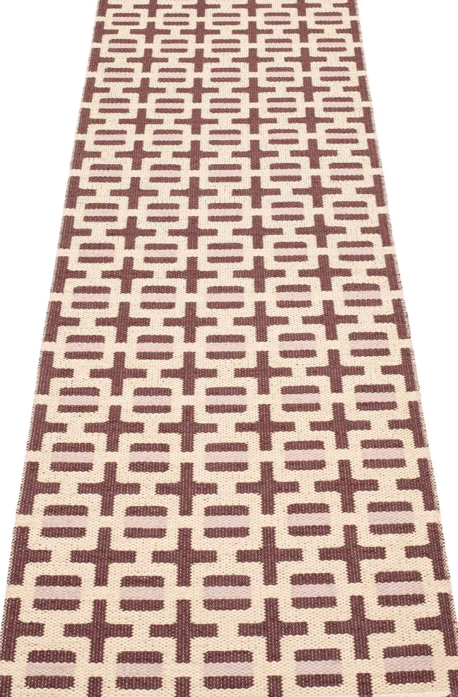 Pappelina Teppich TOM Burgundy 70 x 300 cm TOM8G730