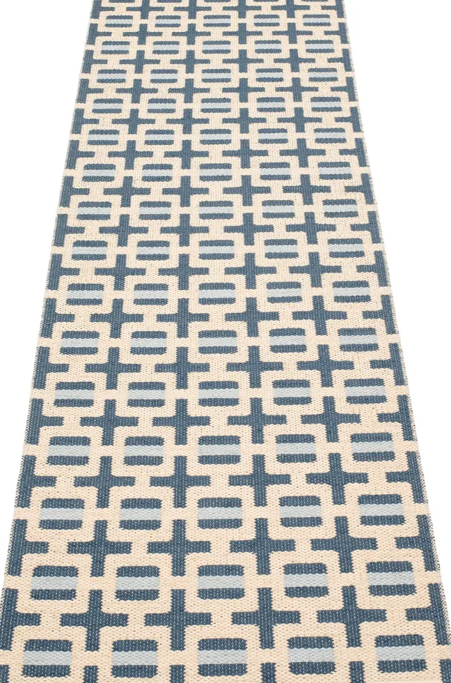Pappelina Teppich TOM Ocean Blue 70 x 120 cm TOM3F712