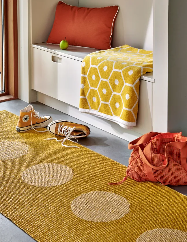 Pappelina Teppich VERA POP Mustard 70 x 50 cm VP5705