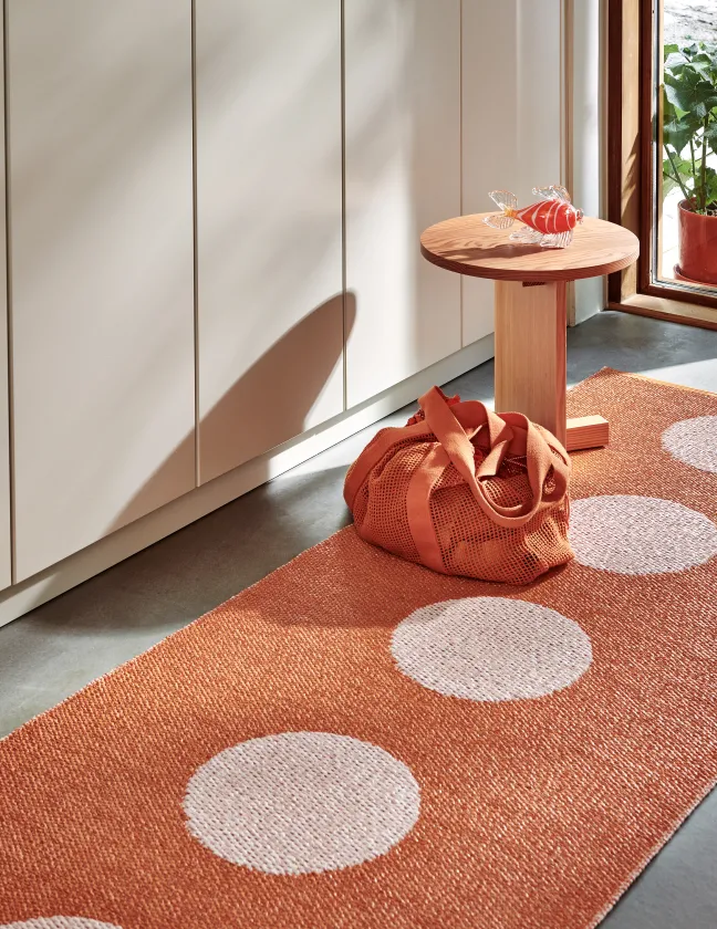 Pappelina Teppich VERA POP Pale Orange 70 x 50 cm VP4A705