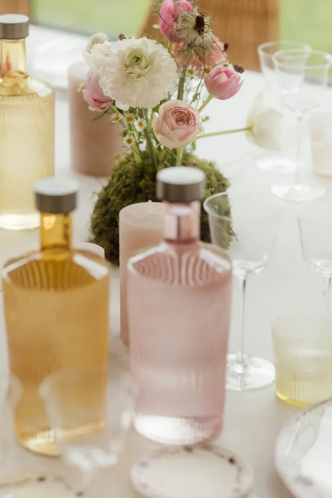 Paveau Pink Geschenkset Flasche + 2 Gläser Sale