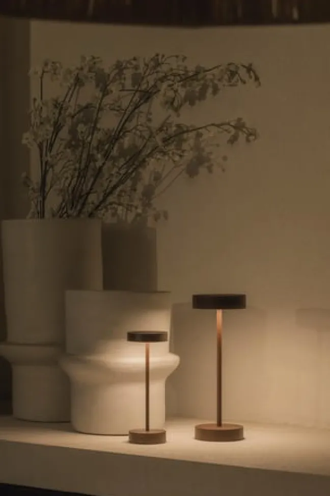 QOOZII - IBIZA - Kabellose LED Tischlampe - Corten