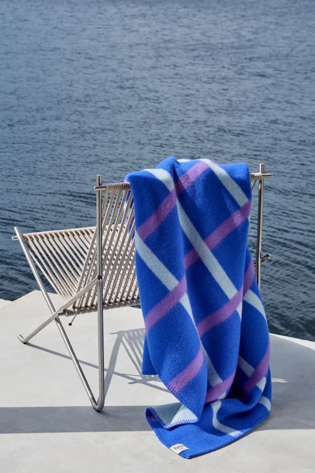 Roros Tweed KNUT Lammwolldecke 135x200cm Kobaltblau 5454