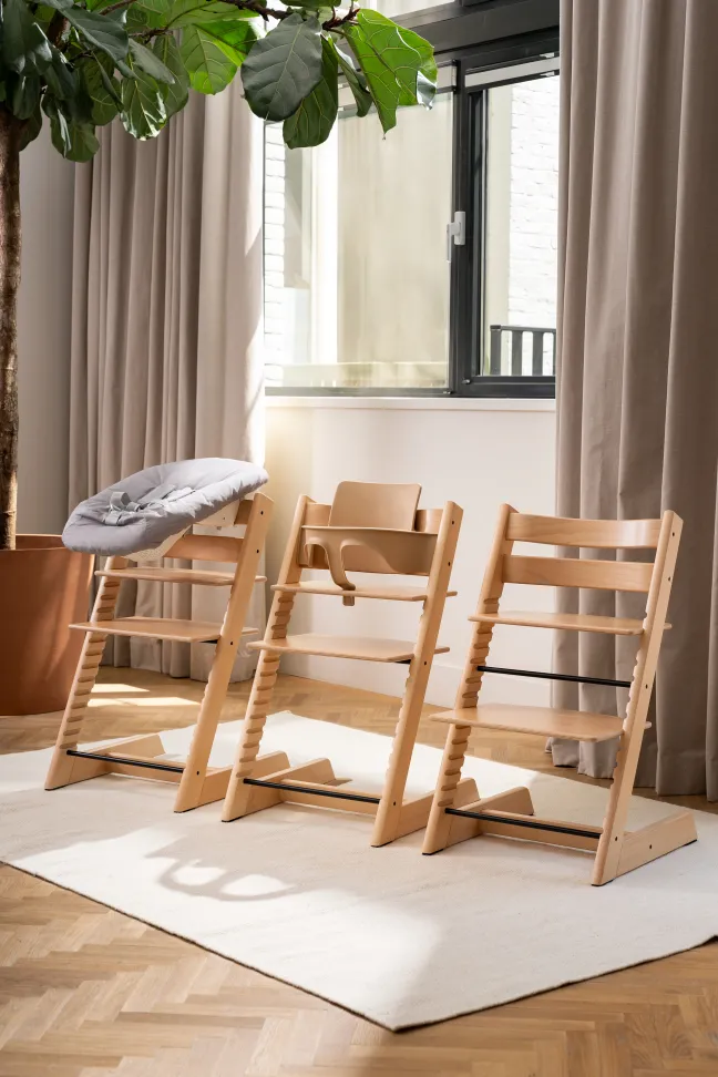 STOKKE® Mega Set Tripp Trapp® natur + Babyset² natur + Tray Tisch weiß
