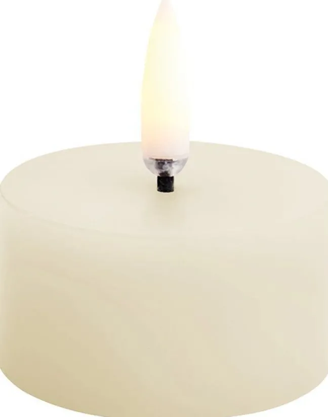UYUNI LED Kerze Smooth 5x2,8 cm Ivory