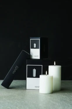 UYUNI LED Kerze Smooth 5,8x10 cm Nordic White