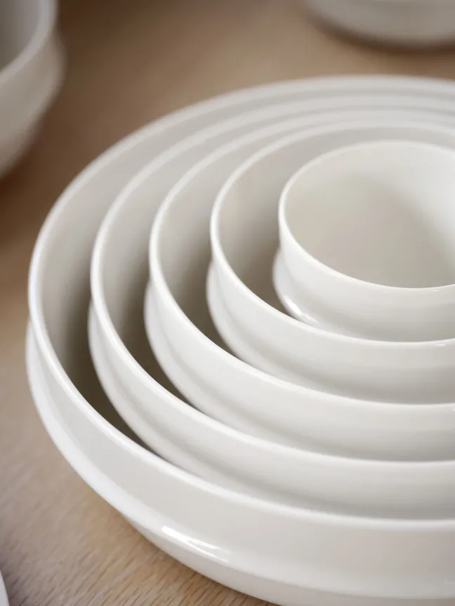 ZONE Denmark Salatschüssel Eau 1,4 Liter 24 cm Offwhite Porzellan